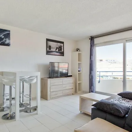 Bright With Swimming-pool In Juan-les-pinsantibesgolfe-juan Antibes