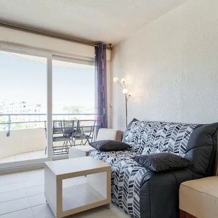 Bright With Swimming-pool In Juan-les-pinsantibesgolfe-juan *